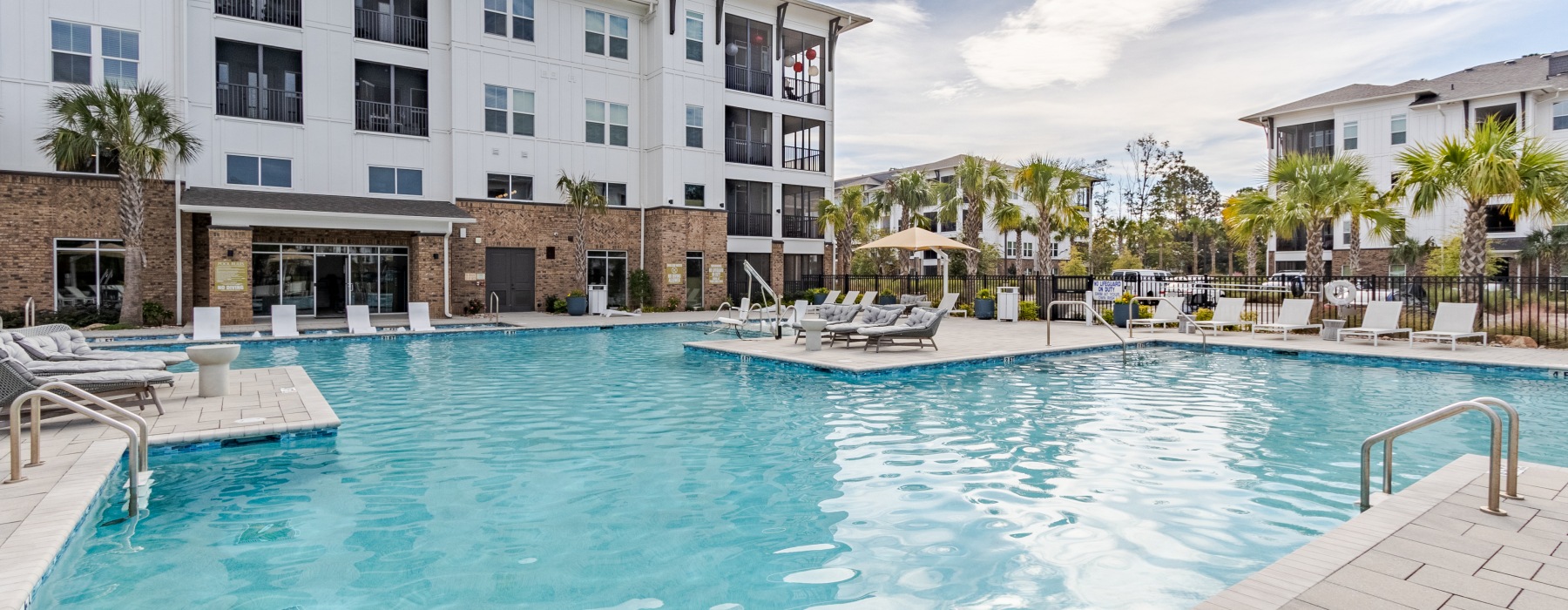 Salt-Water Pool w/Wi-Fi, Sun Shelf, & Grill Areas
